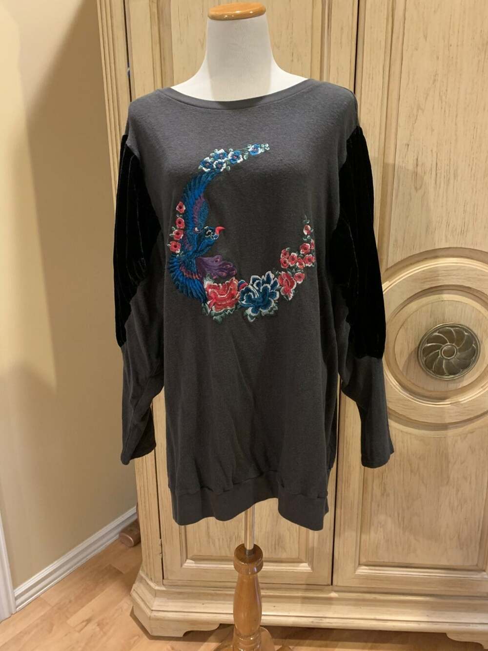 Free People Black Embroidered BirdLong Puff Sleeve with Velvet Top Size L ~NWT